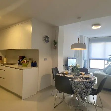 Impresionante Piso En El Centro De Appartamento Torrevieja